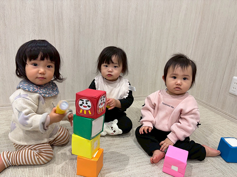 �ߘa7�N�x 1��  �܂������E�Ђ߂����ۈ牀�u�����V�сv