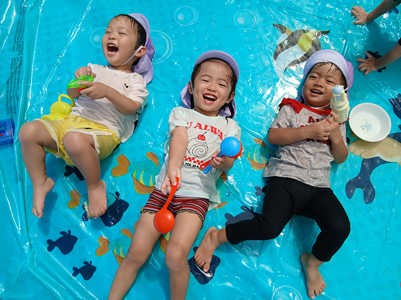 �ߘa8�N�x 8��  �܂������E�Ђ߂����ۈ牀�u�����āI�G��āI�ėV�сv